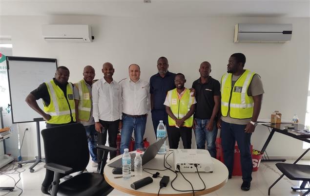 Technology Training From Asis in Africa: Calibex Meets Users in Angola